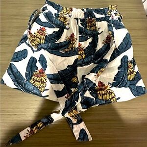 H&M Desmond & Dempsey Floral High Rise Paperbag Linen Leaf Print Shorts Size 4